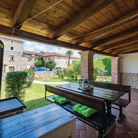 Сasa de vacaciones Beautiful In With Wifi